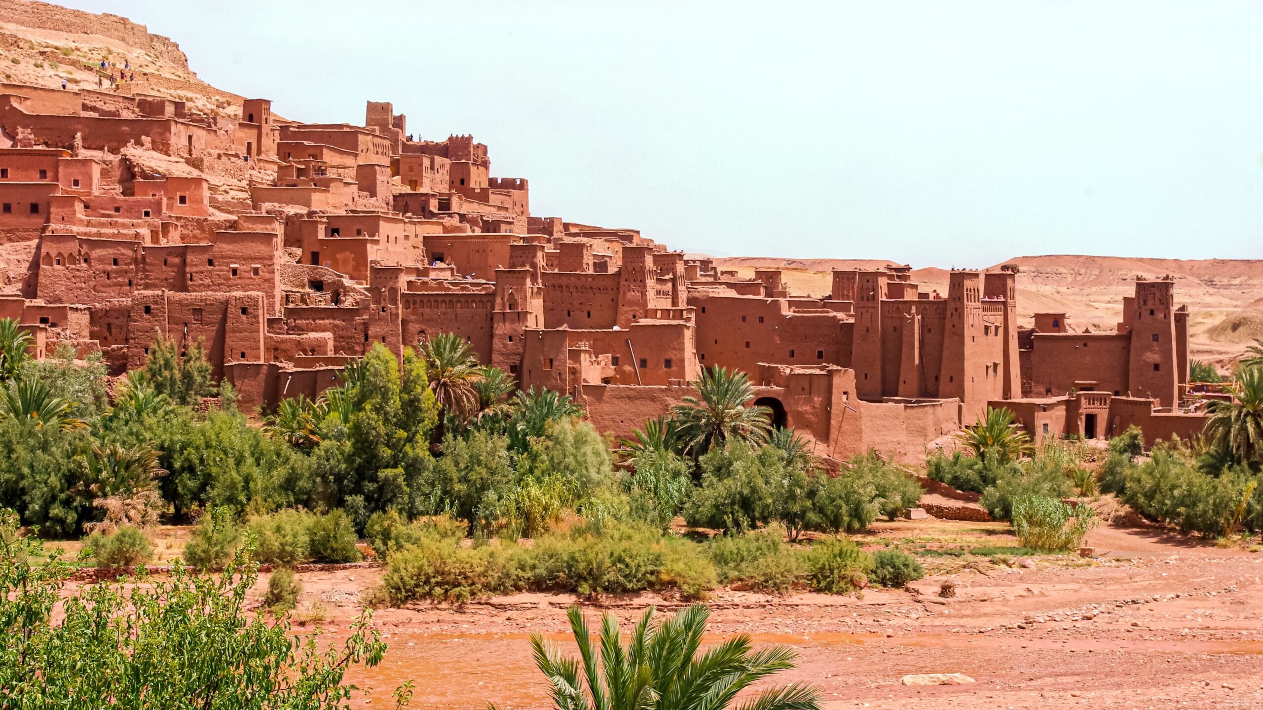 Kasbah de tierra camino al desierto